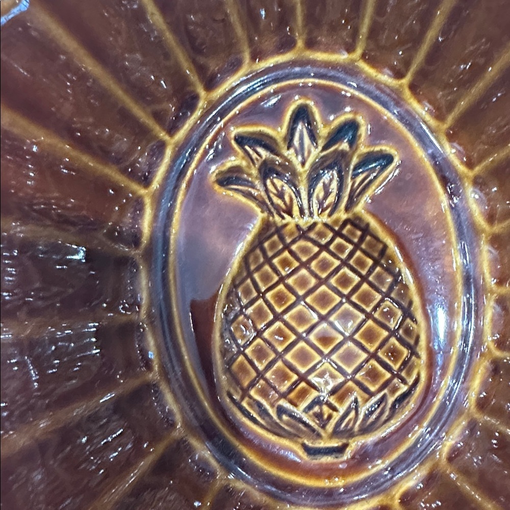 Williams-Sonoma Brown Glazed Ceramic Pineapple Mold Baking dish - Picture 9 of 9